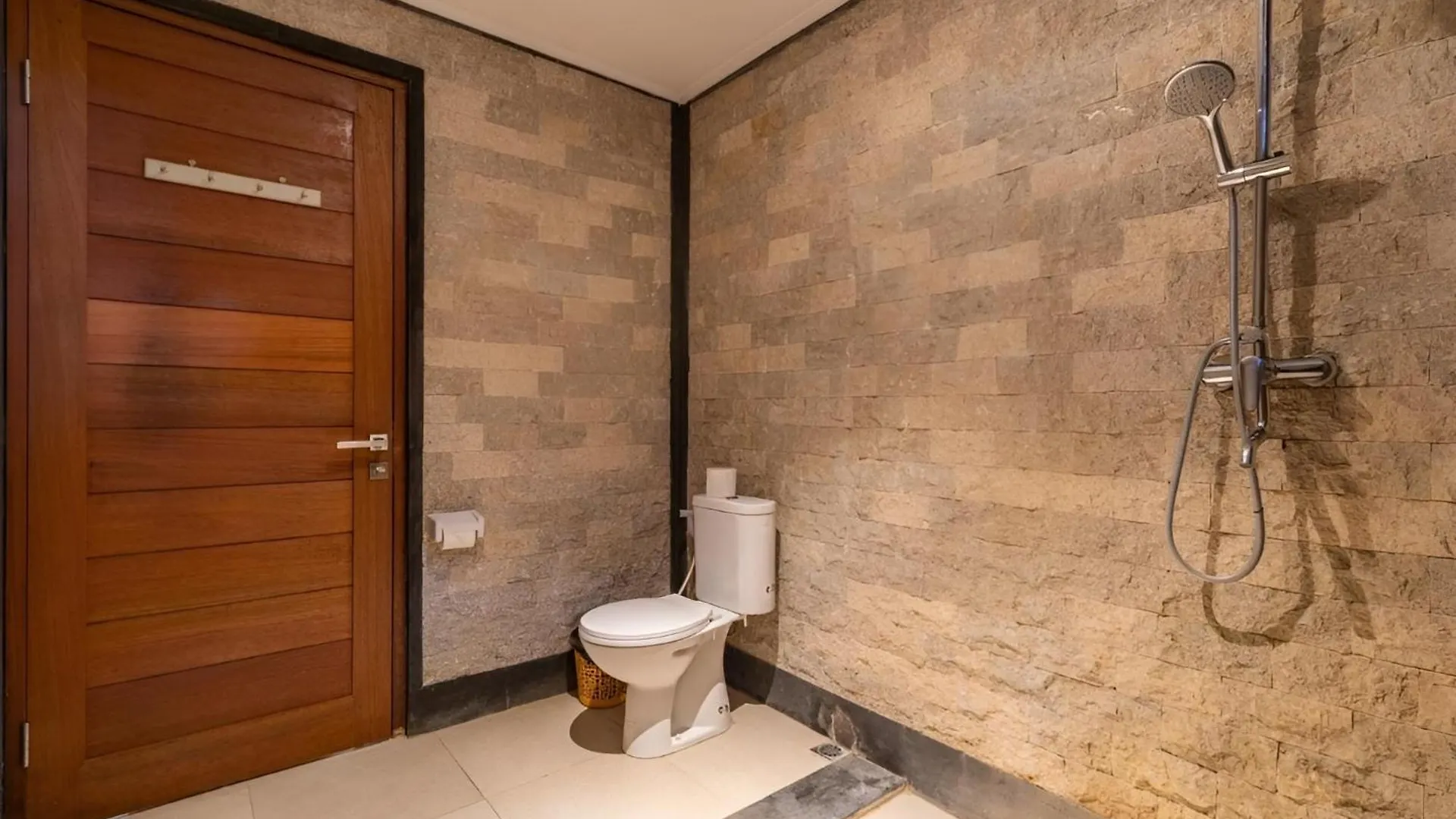 Guest house 3 Beagle Hotel Ubud  Indonesia