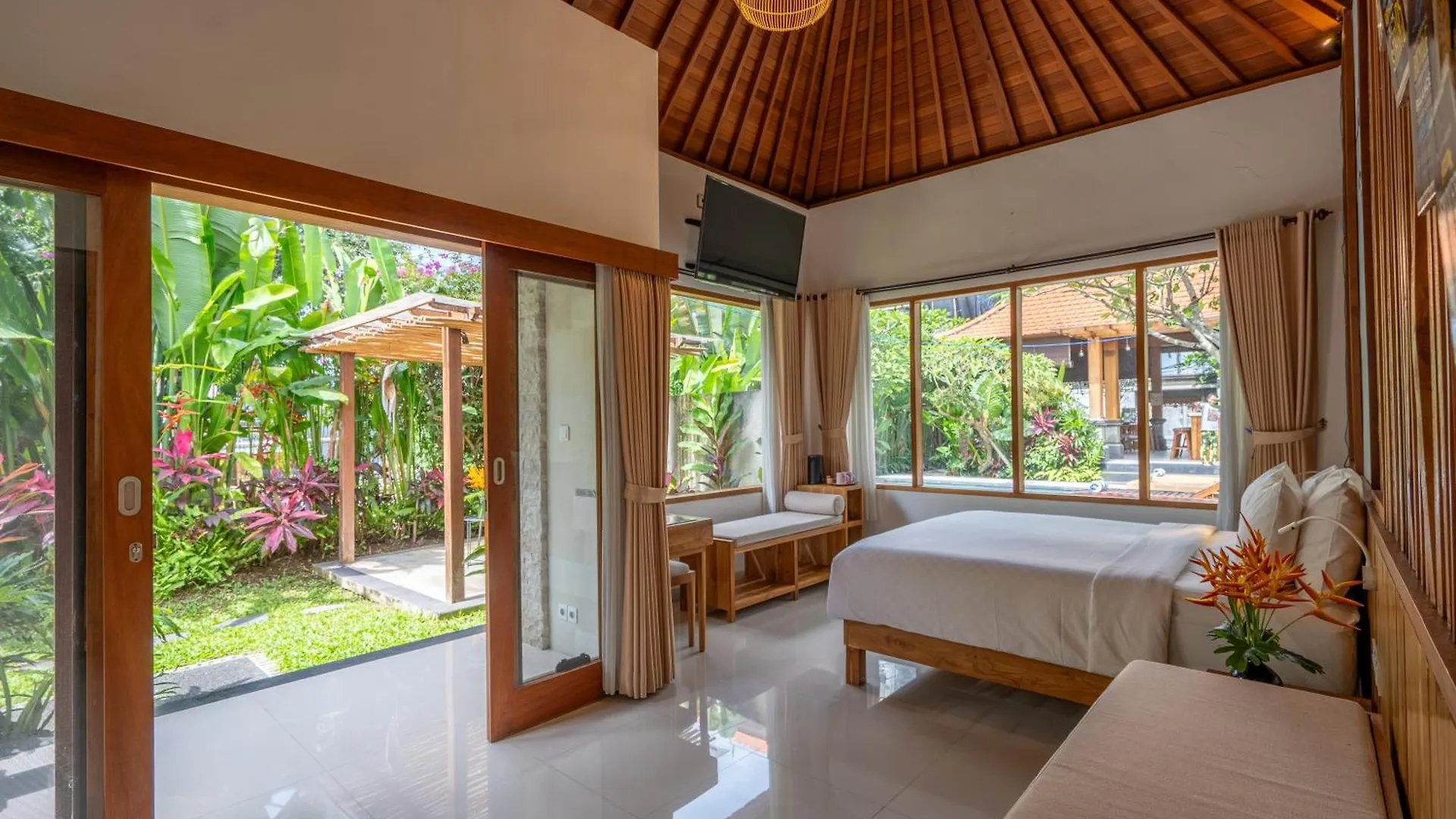3 Beagle Hotel Ubud  0*, Ubud (Bali)