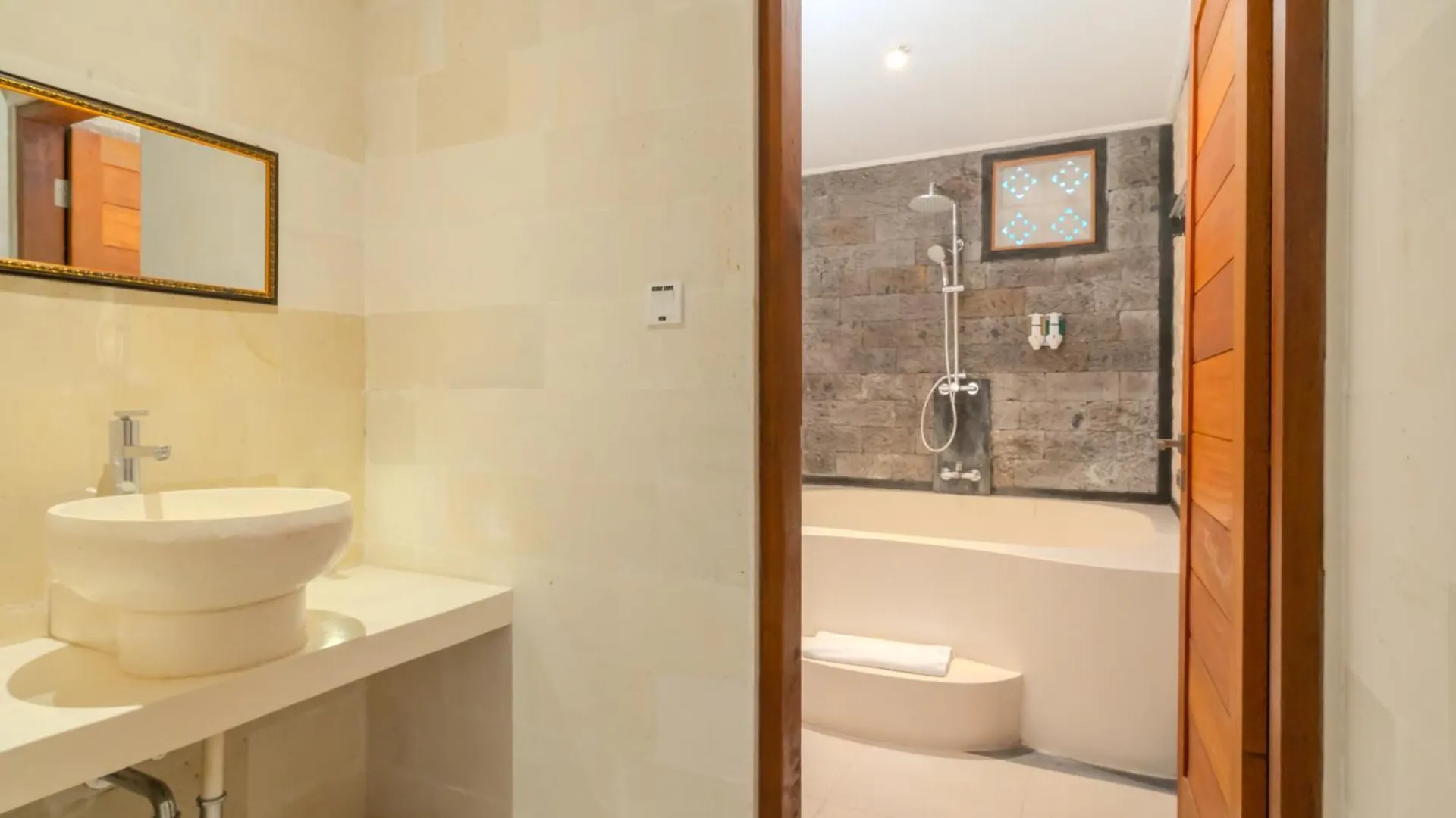 3 Beagle Hotel Ubud Indonesien